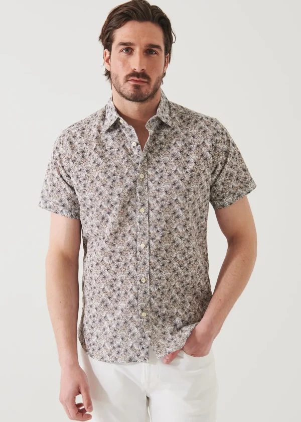 PATRICK ASSARAF Short Sleeve Leaf Print Cotton Button Up | Men Shirts