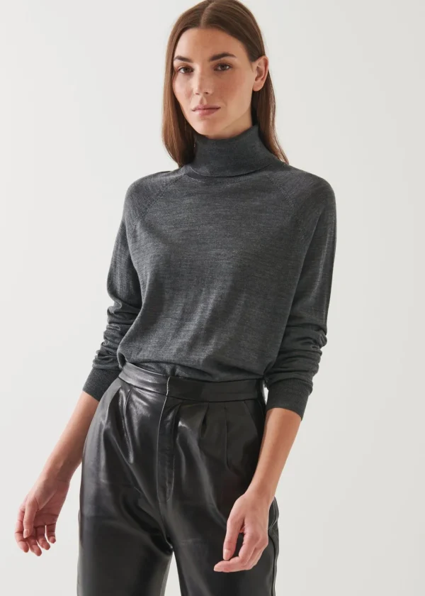 PATRICK ASSARAF Superfine Merino Boyfriend Turtleneck | Women Knitwear